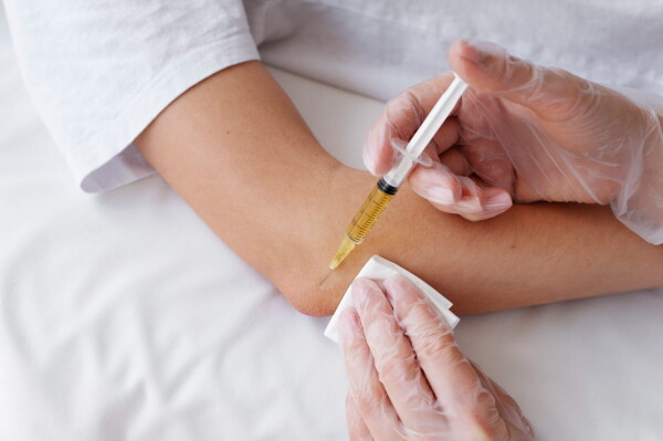 Что такое PRP-терапия и для чего ее применяют при болях в суставах?